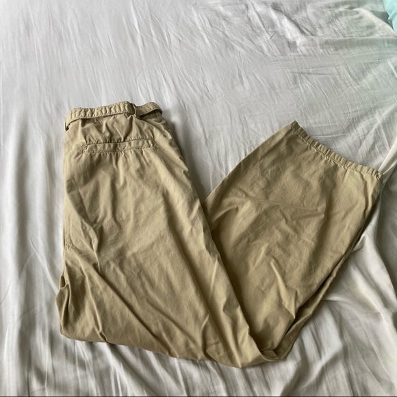 Urban Outfitters khaki belted utility pants, size 4 - Picture 2 of 6
